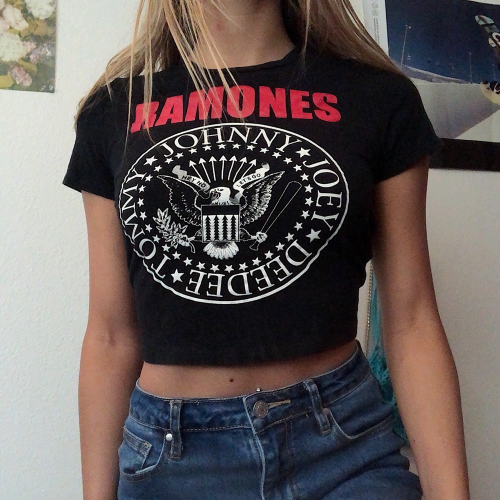 Crop top